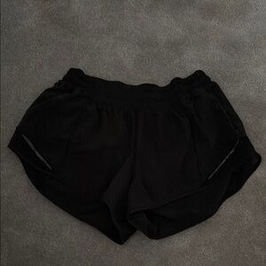 Black lulu hotty hot shorts